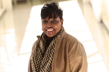Cancer survivor advocates for breast cancer trials in black community