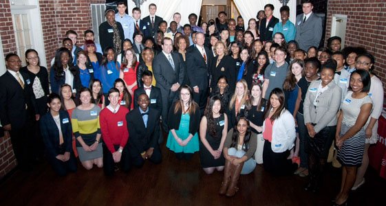 Comcast awards $110,000 in scholarships to Maryland high schools