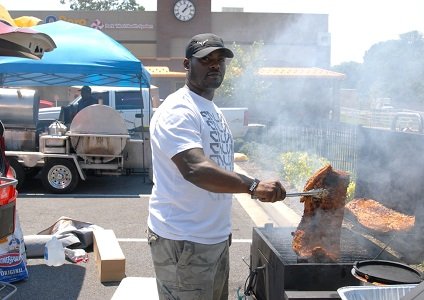 Howard Park ShopRite, community enjoy successful Barbecue Cook Off