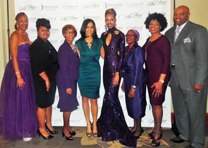 2015 She Rose Awards honors domestic violence survivors