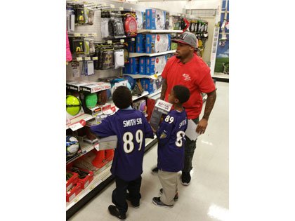 Wide Receiver Steve Smith Sr. hosts Ravens 10th Annual Holiday Helpers