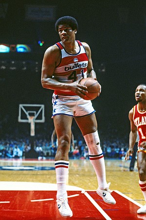NBA Hall of Famer Wes Unseld dies at 74