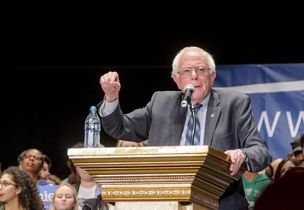 Bernie Sanders focuses on jobs during Baltimore visit