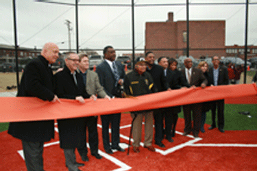 BGE, Ripken Foundation Unveil Eddie Murray Field in West Baltimore