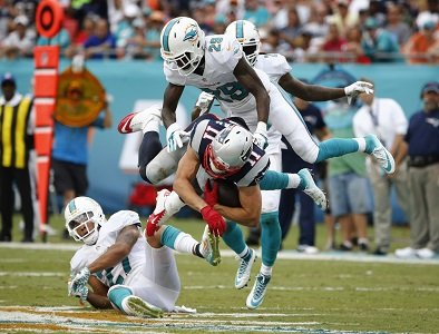 Ravens acquire CB Will Davis from the Miami Dolphins